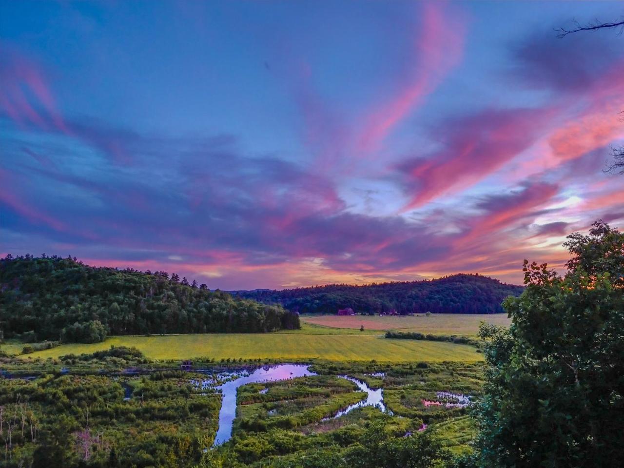 Le Bellevue Modern Lodge Wakefield Luaran gambar
