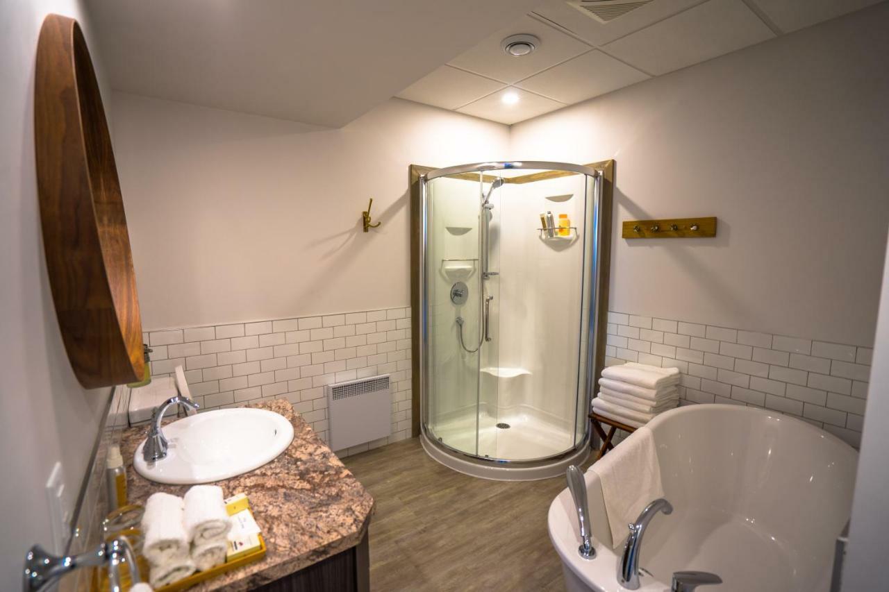 Le Bellevue Modern Lodge Wakefield Luaran gambar